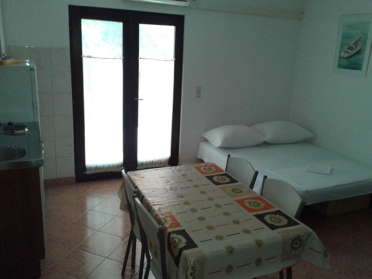Apartments Tomislav Mamic Trogir Bagian luar foto